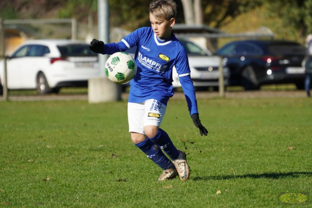 u10-blau-gak-25102156