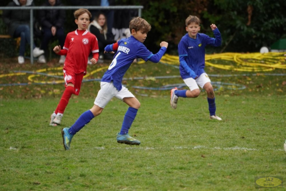 u10-gak-24102612