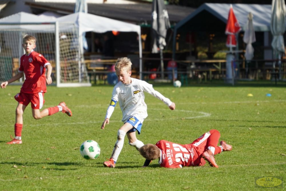 u10-weiss-gak-25102152